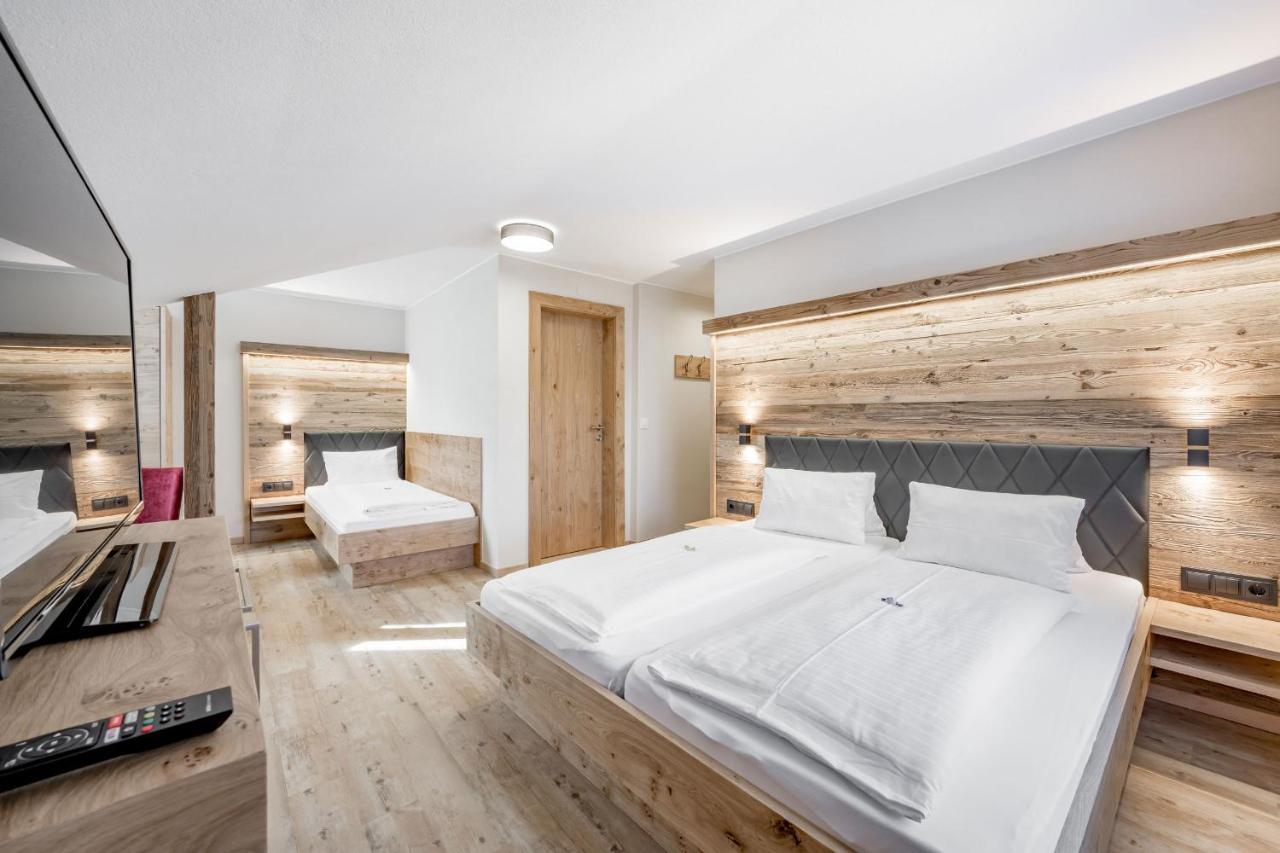 Schroll Hotel 3*