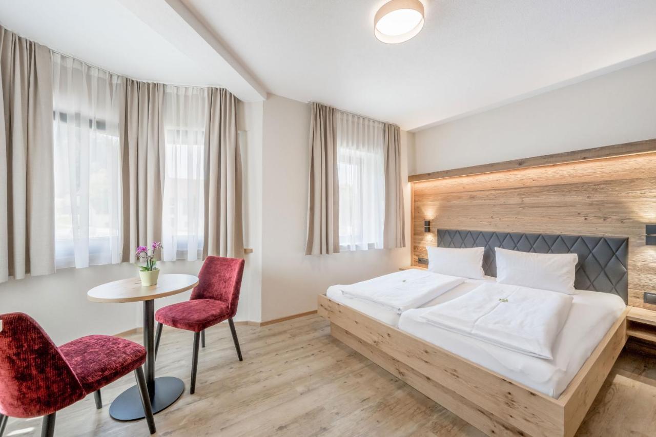Hotel Schroll